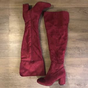 Over the knee thigh-high faux sued boots
